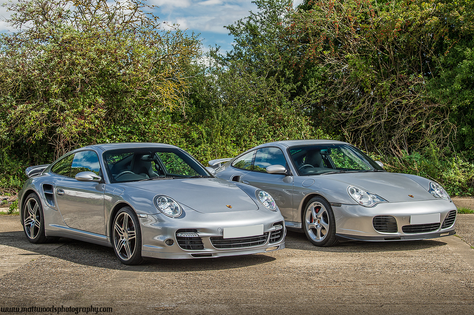 twin porsches supercar photography